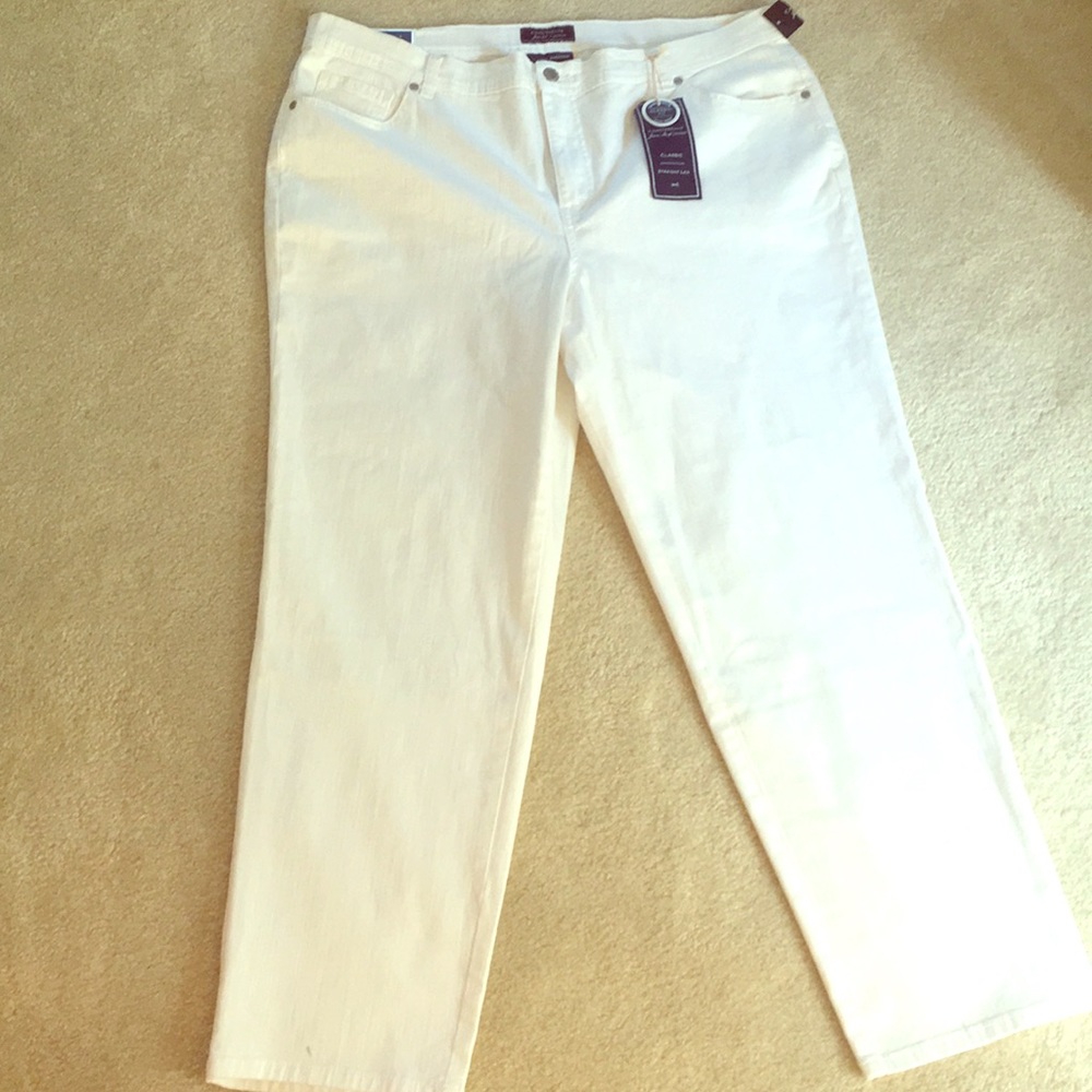 White jeans straight leg stretch